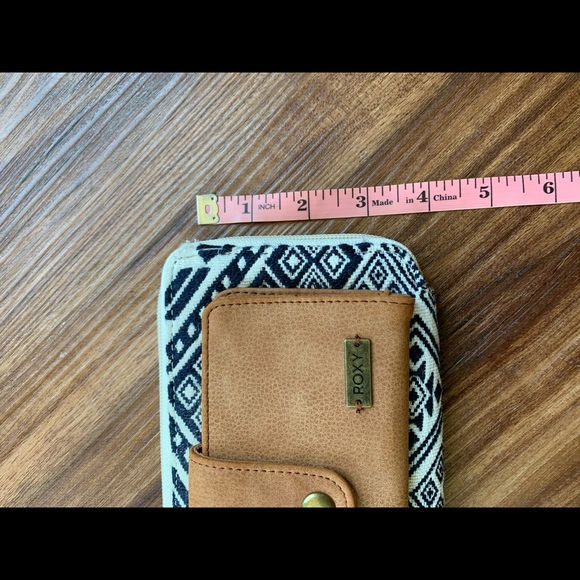 Roxy Wallet (Matching purse sold separately) - Picture 8 of 8